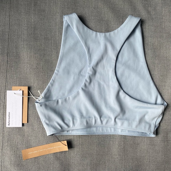 BNWT Reformation Luna Ecomove Bra - Light Blue ‘Minerals’ colour, size small - Picture 2 of 6